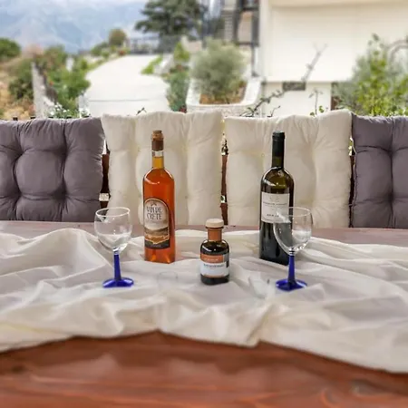 Amazing Amare With Stunning Views Amarion